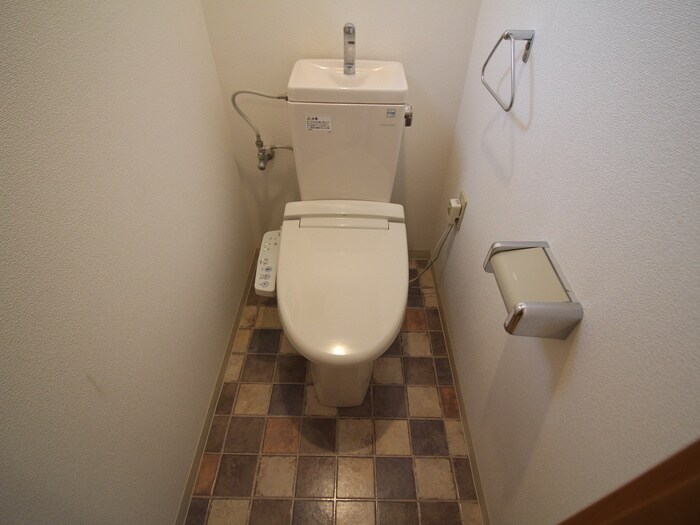 物件内観写真14　(トイレ)