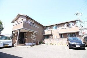 ｼｬ-ﾒｿﾞﾝ中桜塚はなみずきA棟外観写真