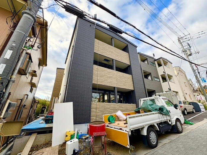 物件外観写真1　(外観写真)