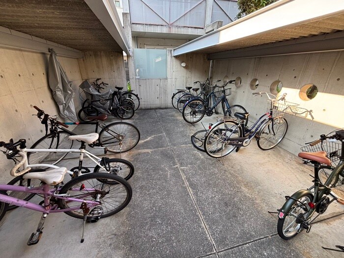 ステップコ－トの駐輪場