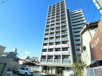 LUXENA　KADOMAの外観写真