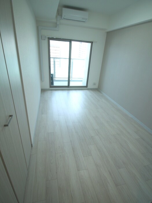 物件内観写真12　(居室)