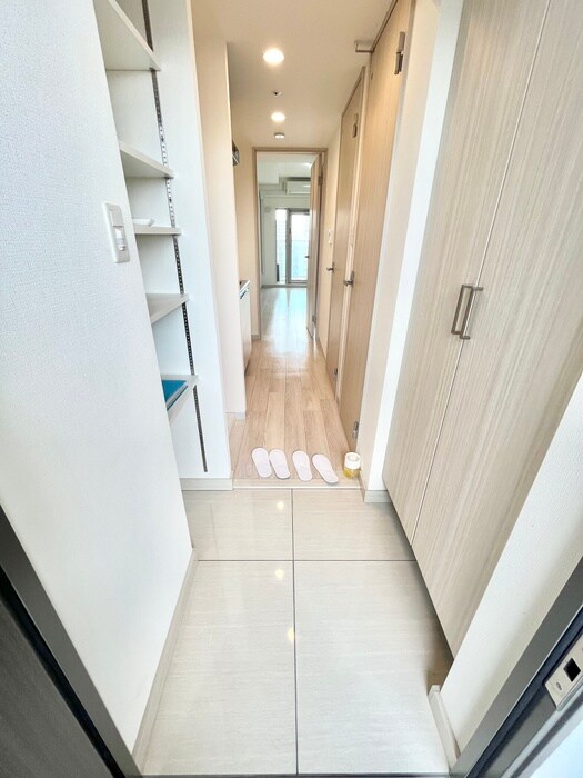 物件内観写真15　(玄関)