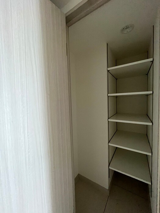 物件内観写真15　(靴箱)