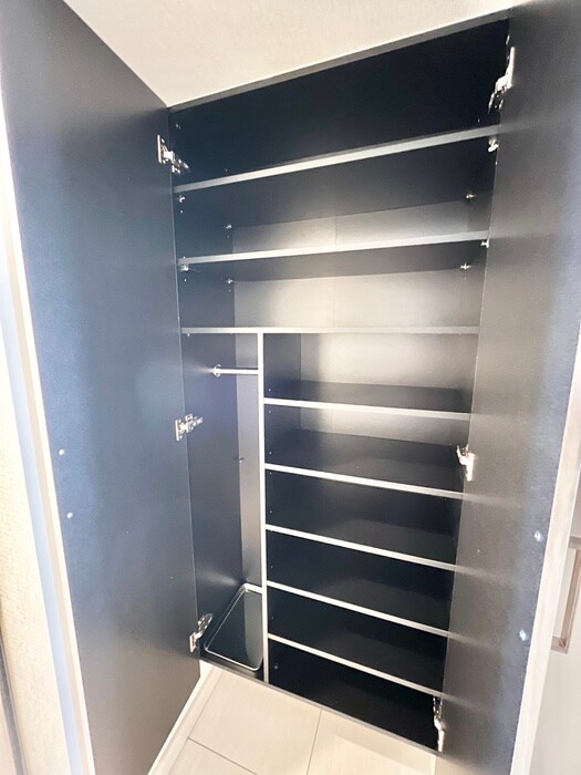 物件内観写真17　(収納)