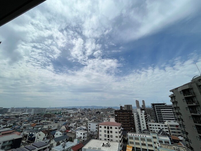 物件内観写真19　(室内からの展望)