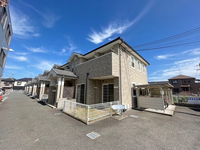 物件外観写真2　(外観写真)