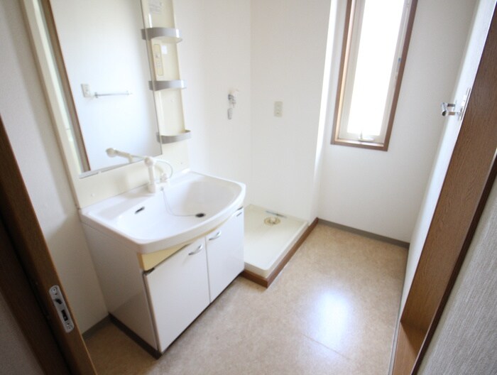 物件内観写真13　(洗面)