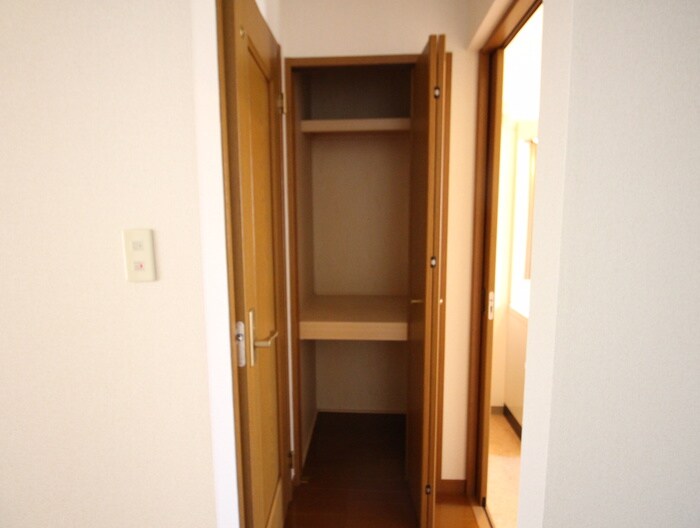 物件内観写真20　(収納)