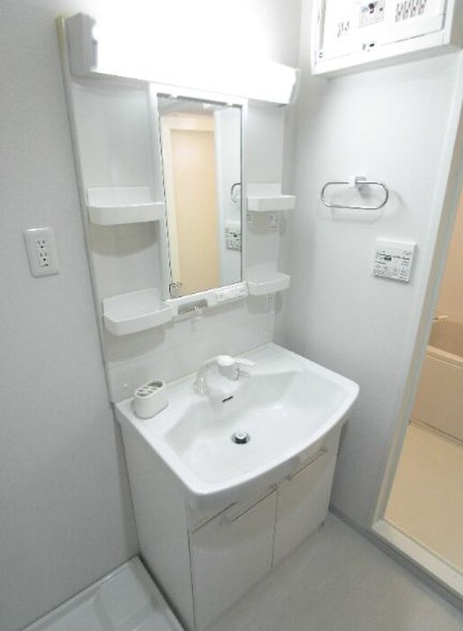 物件内観写真12　(洗面)