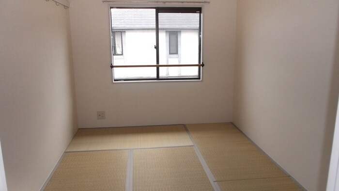 物件内観写真12　(居室)