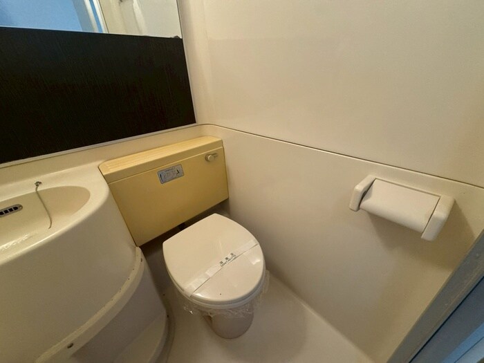 物件内観写真11　(トイレ)