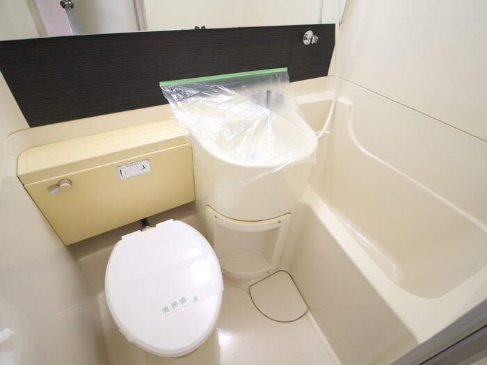 物件内観写真12　(トイレ)