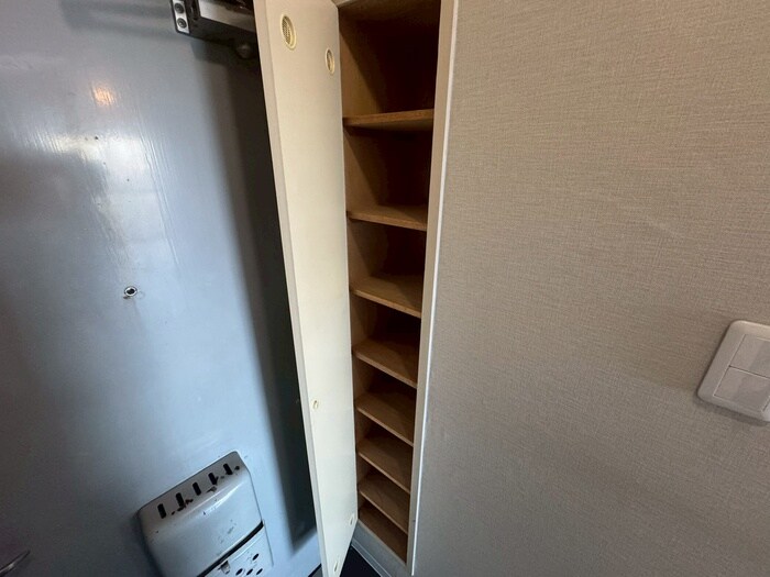 物件内観写真15　(靴箱)