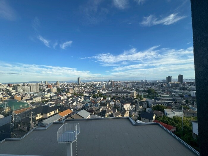 物件内観写真17　(室内からの展望)