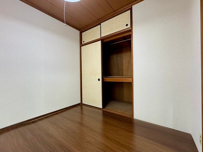 物件内観写真7　(収納)