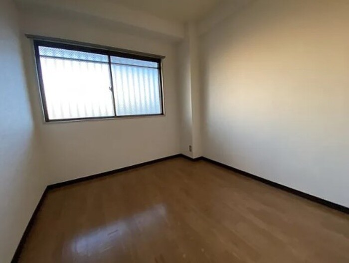 物件内観写真12　(居室)