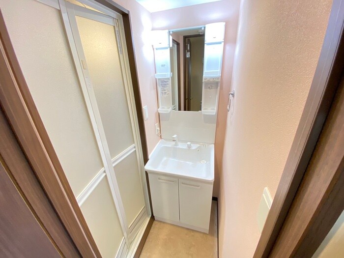 物件内観写真12　(洗面)