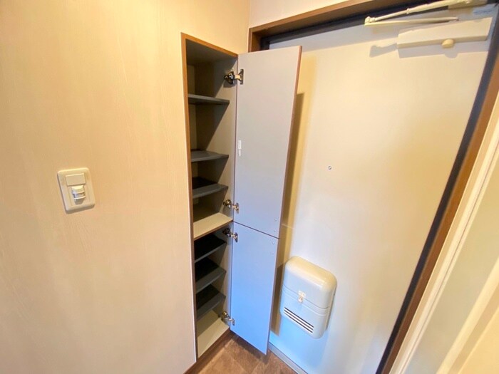 物件内観写真17　(靴箱)