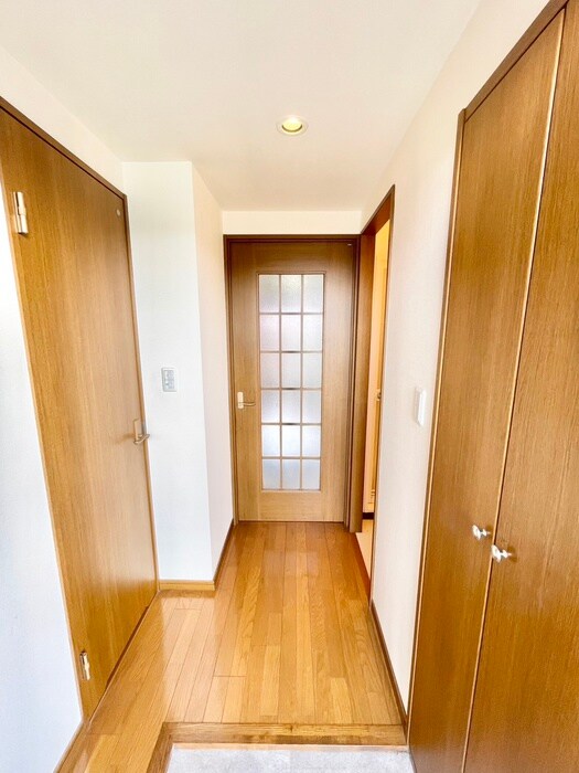 物件内観写真15　(廊下)