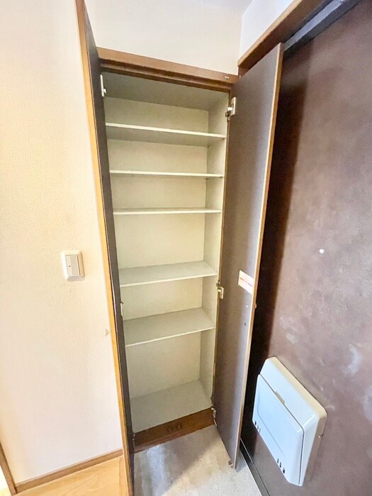 物件内観写真19　(靴箱)