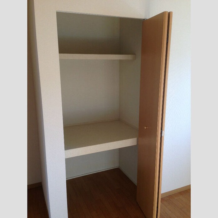 物件内観写真9　(収納)