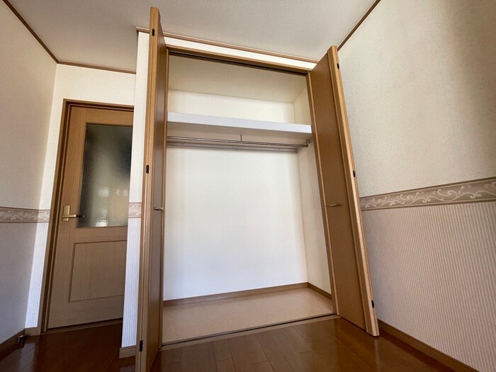 物件内観写真14　(収納)
