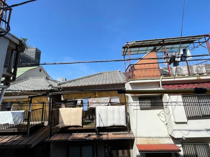 物件内観写真16　(室内からの展望)