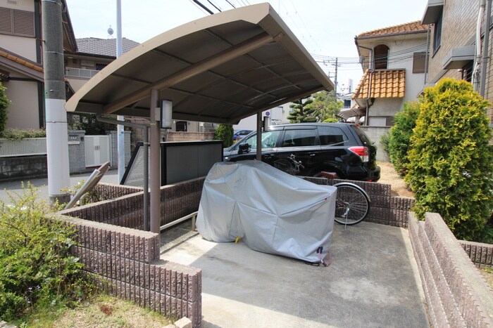 物件外観写真3　(駐輪場)