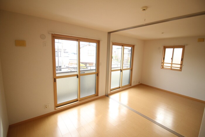 物件内観写真15　(居室)