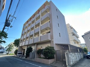 パークサイド西小路外観写真