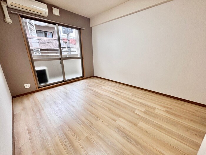 物件内観写真6　(居室)