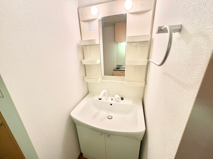 物件内観写真13　(洗面)