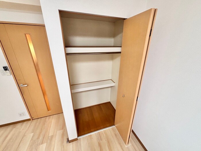 物件内観写真13　(収納)