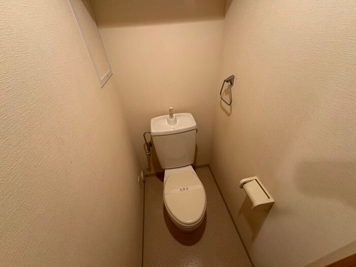 物件内観写真13　(トイレ)