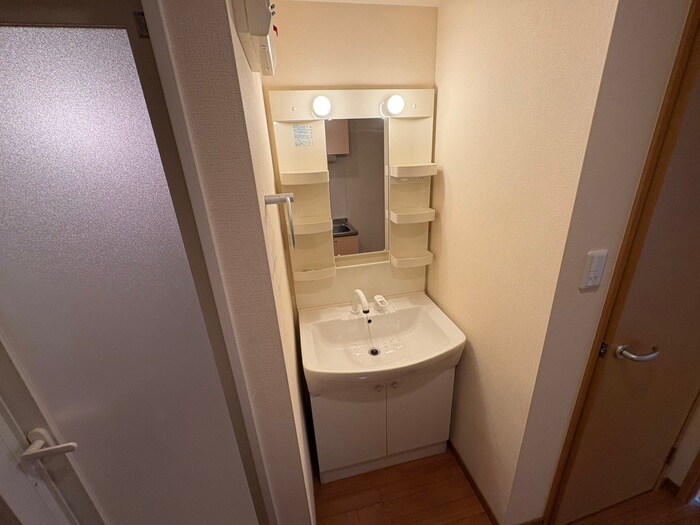 物件内観写真14　(洗面)