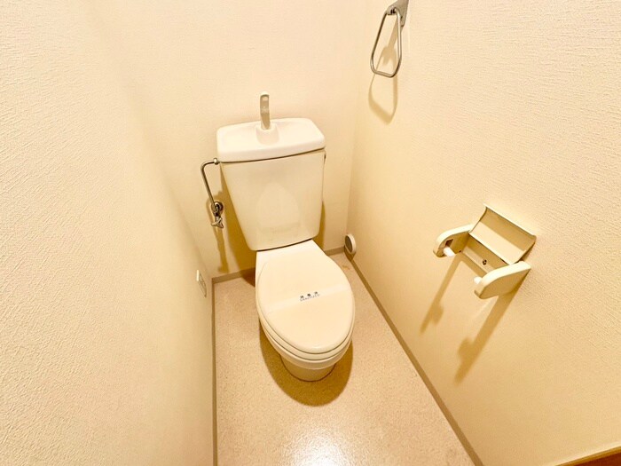 物件内観写真15　(トイレ)