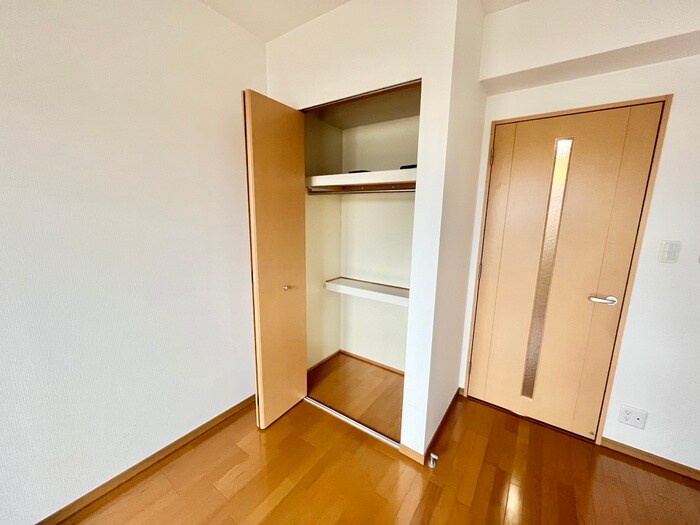 物件内観写真18　(収納)