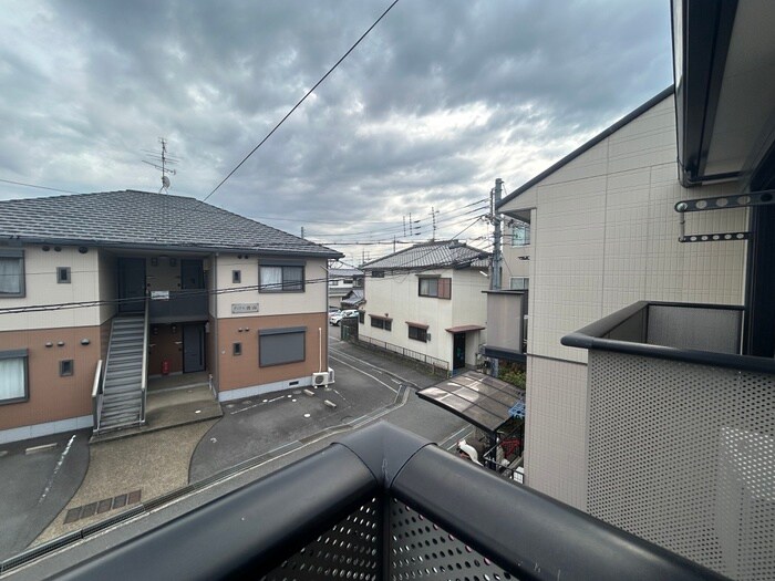 物件内観写真16　(室内からの展望)