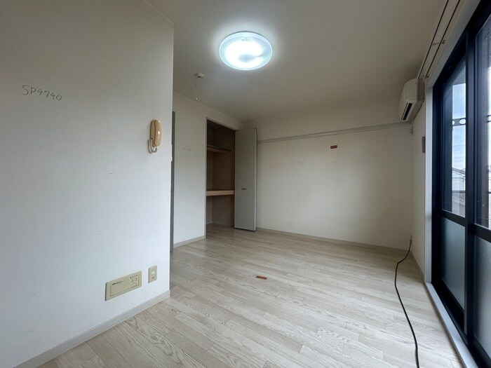 物件内観写真22　(居室)