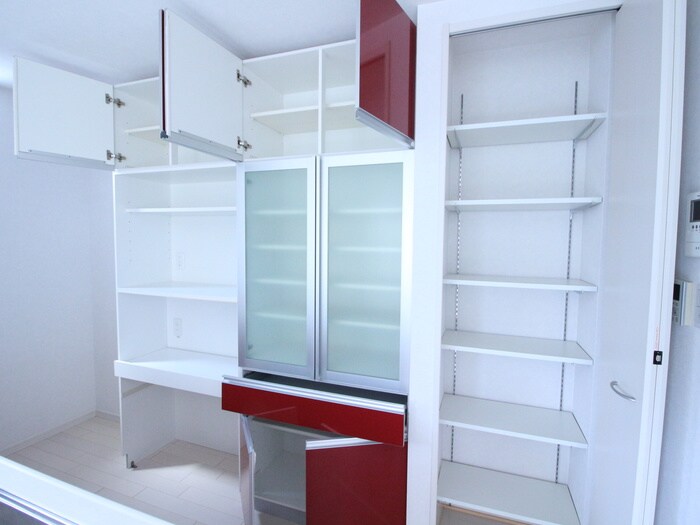 物件内観写真17　(収納)