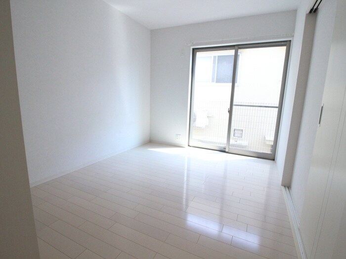 物件内観写真18　(居室)