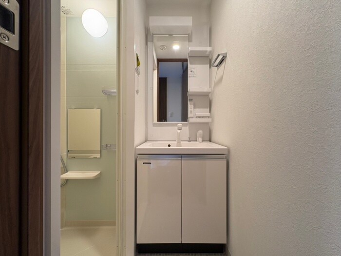 物件内観写真12　(洗面)