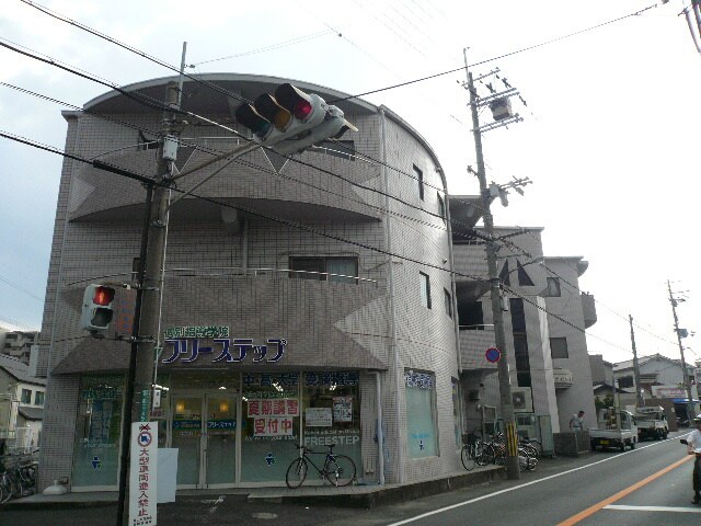 物件外観写真3　(外観写真)