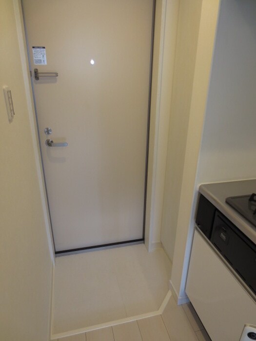 物件内観写真7　(玄関)