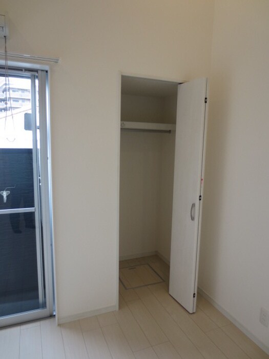 物件内観写真16　(収納)