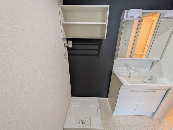 物件内観写真15　(洗濯機置場)