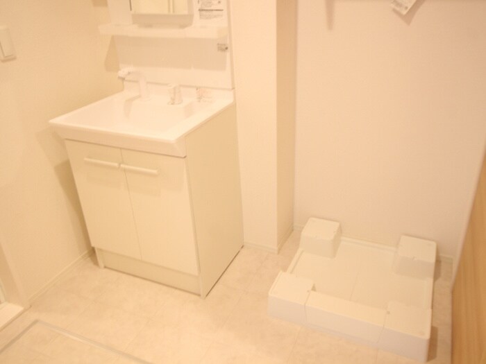 物件内観写真19　(洗濯機置場)