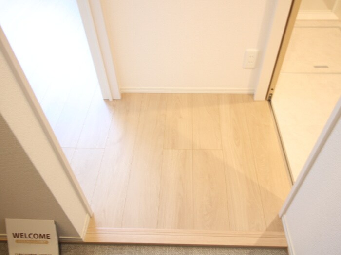 物件内観写真21　(廊下)