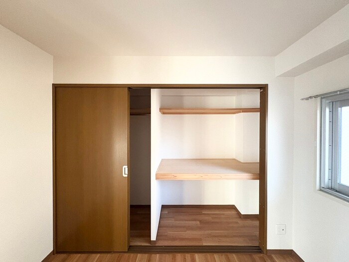 物件内観写真13　(収納)